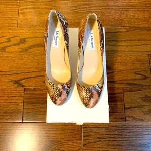 L.K. Bennett Designer High Heels Rose Snakeskin sz 37.5 Leather Made in Spain
